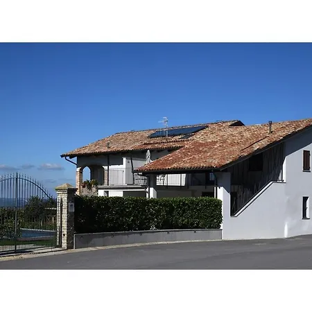 Casa Schiavenza Perno モンフォルテ・ダルバ