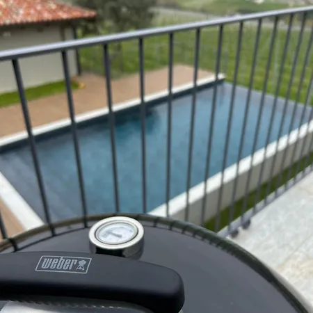 Casa Schiavenza Perno * Монфорте-д'Альба