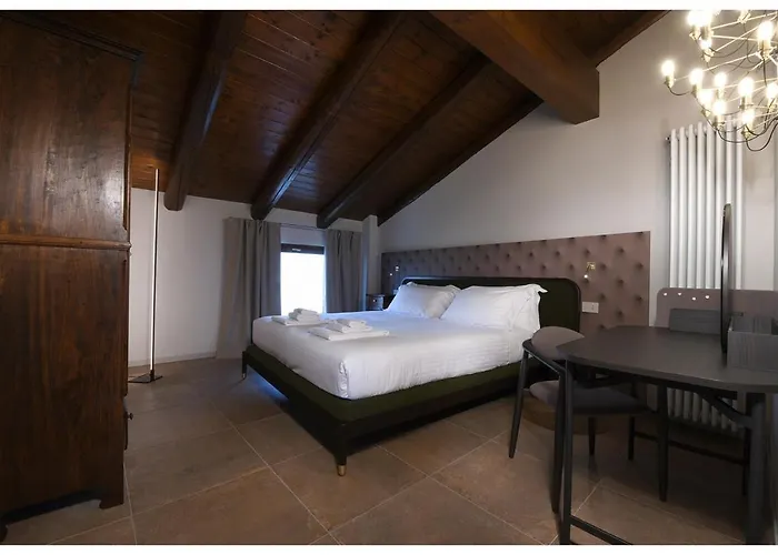 Casa Schiavenza Perno Ferienhaus