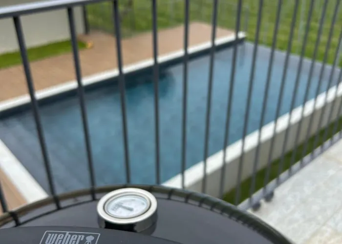 Casa Schiavenza Perno * Monforte dʼAlba